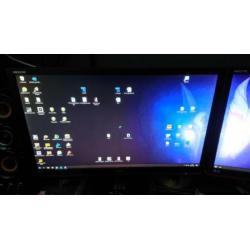 AOC 21.5" Monitor (g2260vwq6) x2