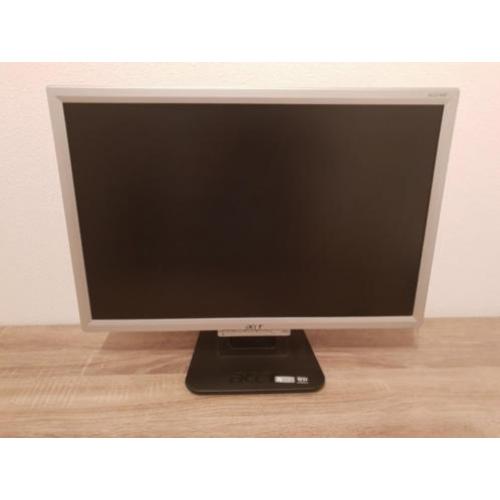 LCD Monitor 22 inch
