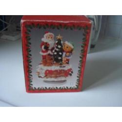 Draait tijdens muziek, kerstcarrousel met muziek, 17 cm hoog