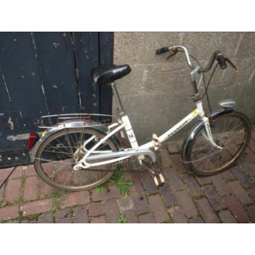 Vintage brocante Peugeot vouwfietsje uit N-Frankrijk