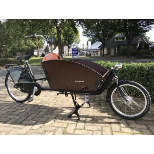 Nette fietsfabriek bakfiets met huif