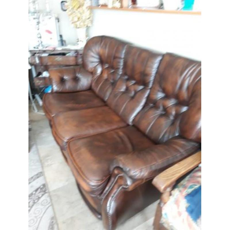 Te koop originele chesterfield bankstel nu in prijs verlaagd