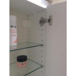 Ikea badkamerkastje spiegelkast spiegel