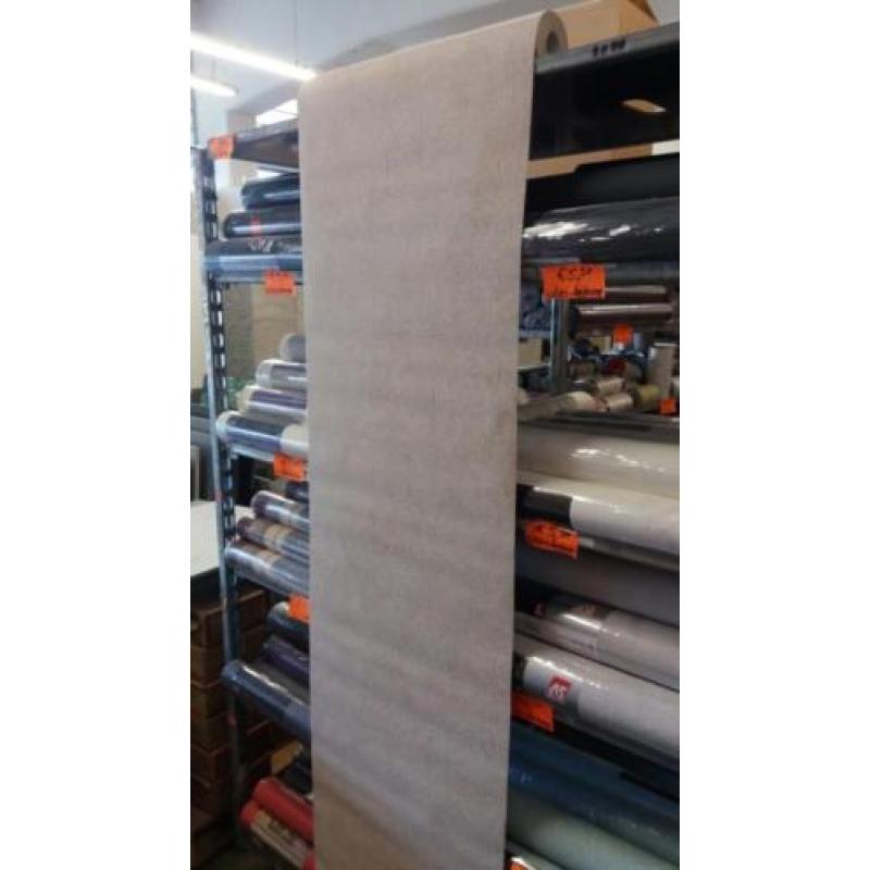 Beige zand-structuur vliesbehang €6,50 op=op
