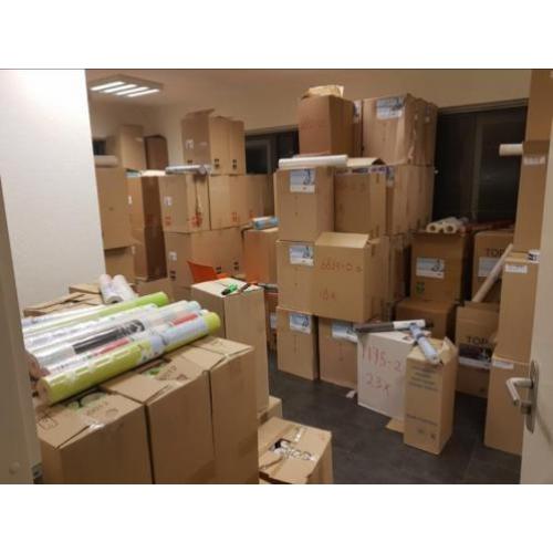 Verschillende soorten behang, goedkoop merkbehang, partij