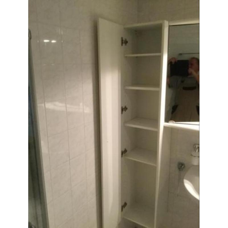 Badmeubel met wastafel