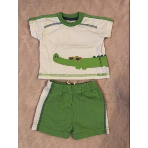 Babykleding jongen meisje maat 50 uitzoeken €1 per stuk