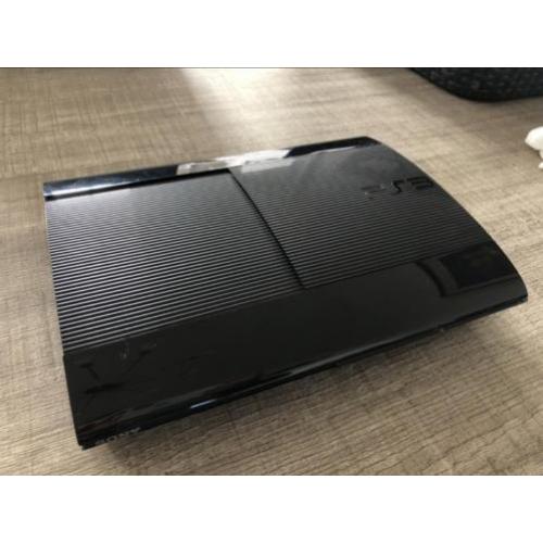 Playstation 3 ultra slim, 500GB met gratis fifa 12 erbij