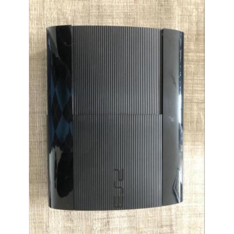 Playstation 3 ultra slim, 500GB met gratis fifa 12 erbij
