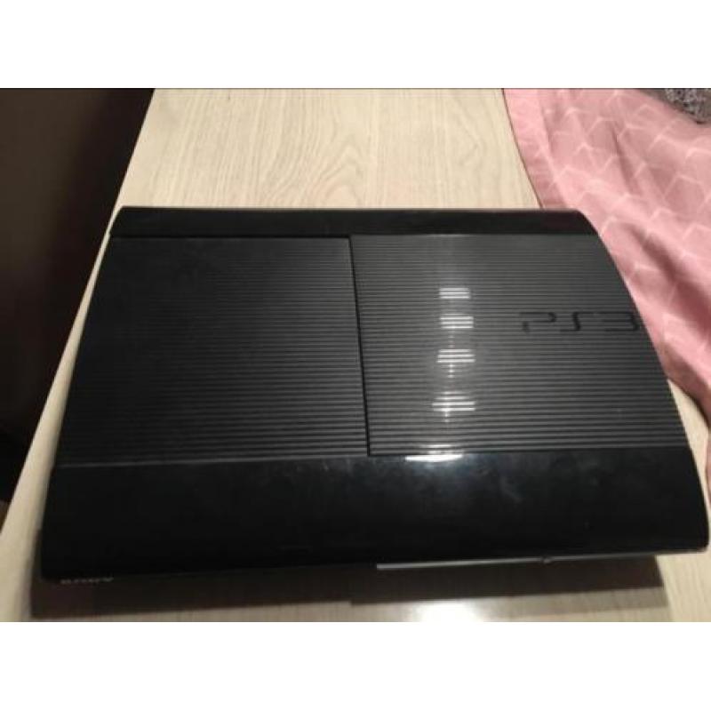 Goed werkende Playstation 3 te koop! Incl 2 spelletjes