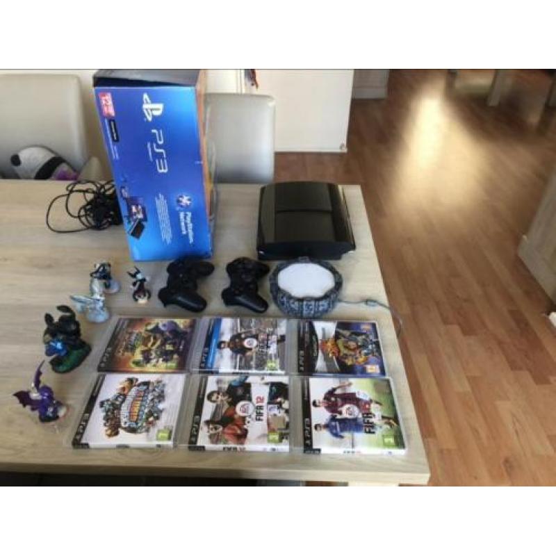 PlayStation 3 slim (320gb)