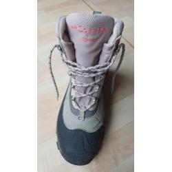 Colombia snowboots maat 41 1/2 vallen kleiner maat 40