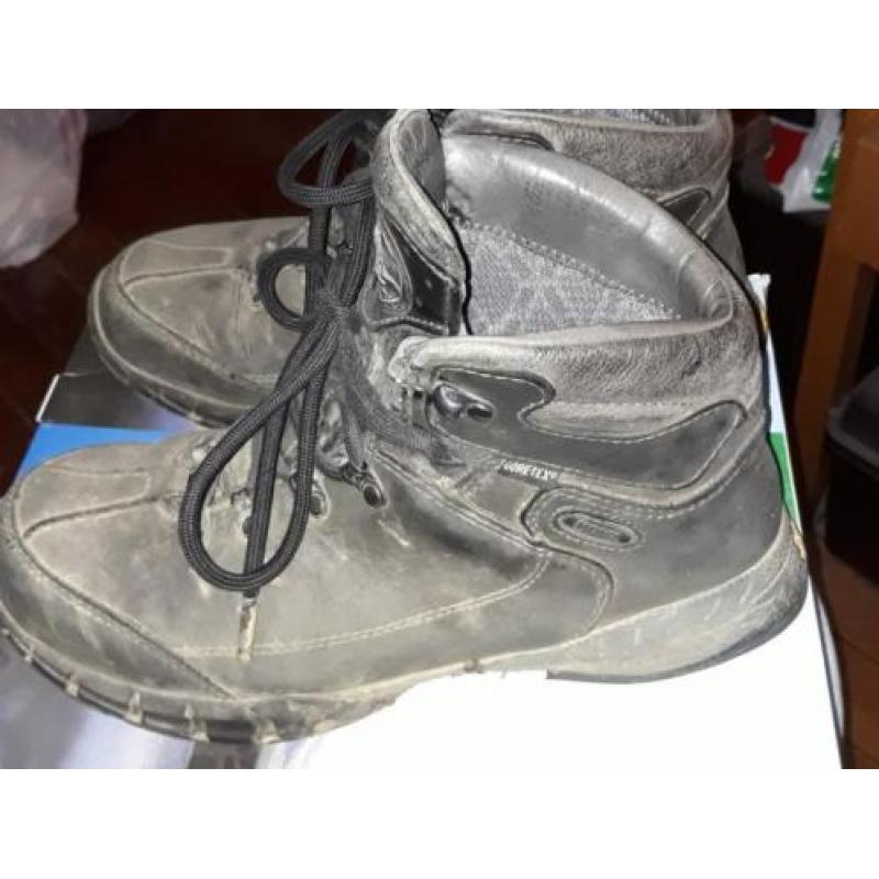 Dames wandelschoenen maat 41.